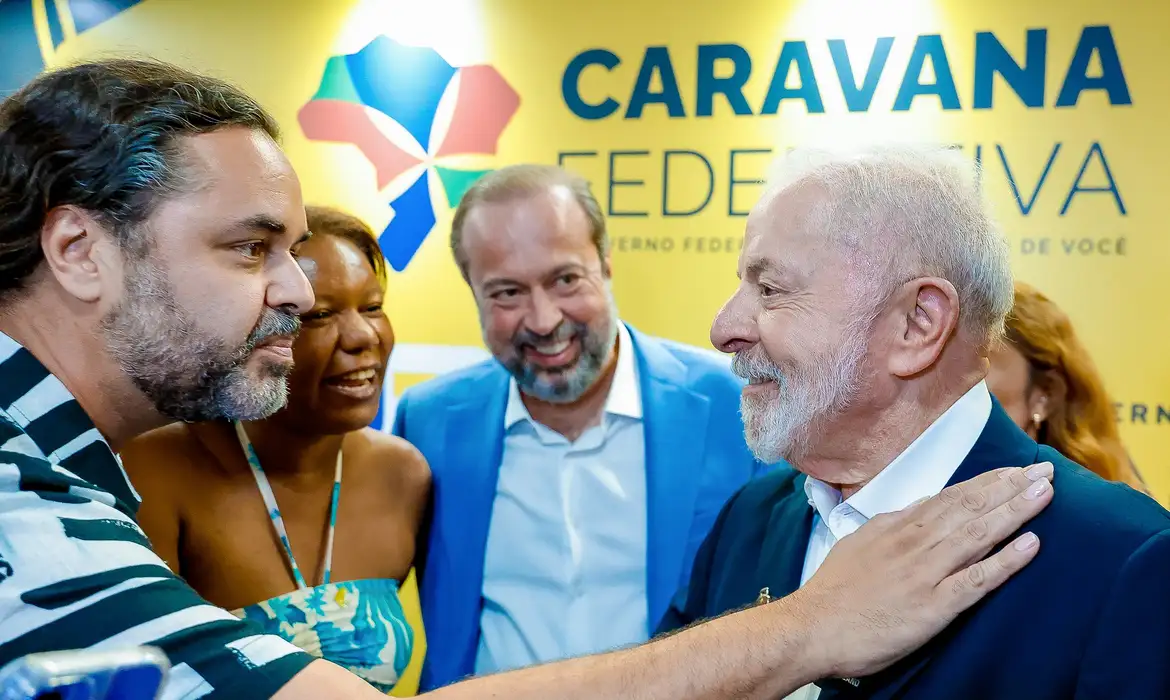 Lula destaca a importância de políticas públicas para os mais necessitados em evento em MG