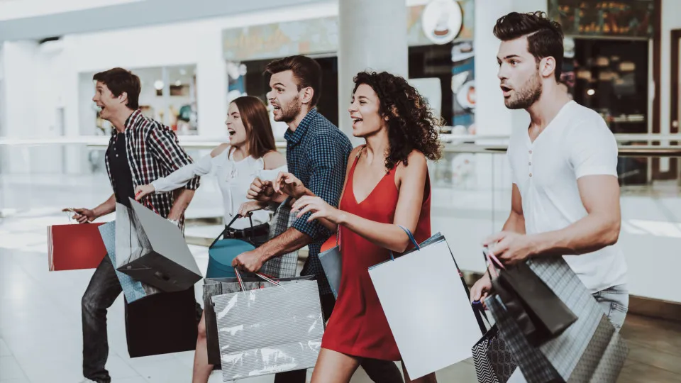 Gastos com presentes de Natal devem aumentar 13% em 2023, aponta pesquisa