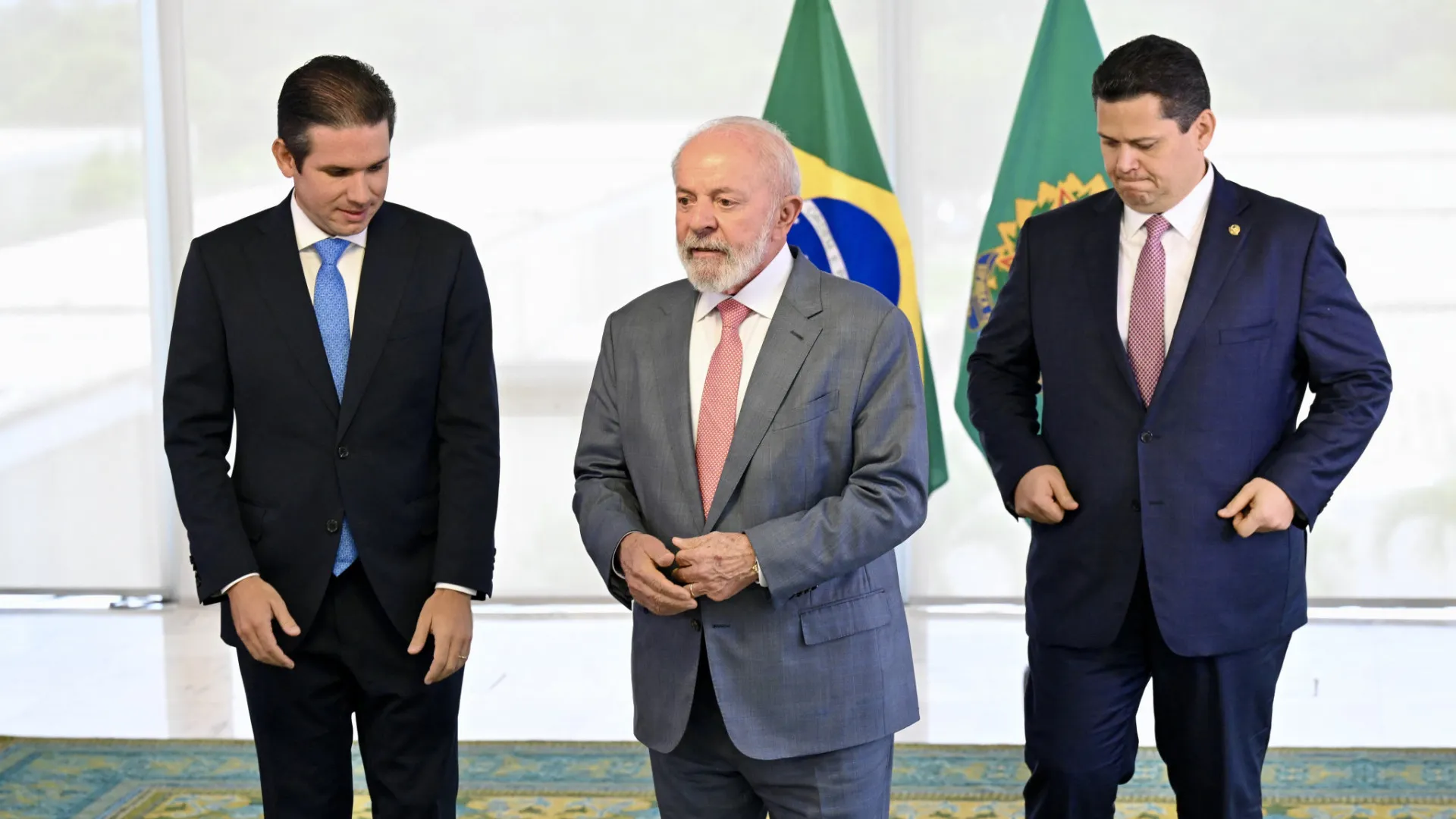 Lula reafirma amizade com Alcolumbre e Motta e confia em aprovação de Messias no STF