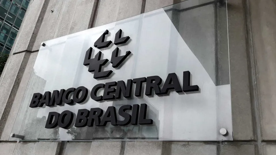 Banco Central proíbe uso de 'bank' por fintechs sem autorização