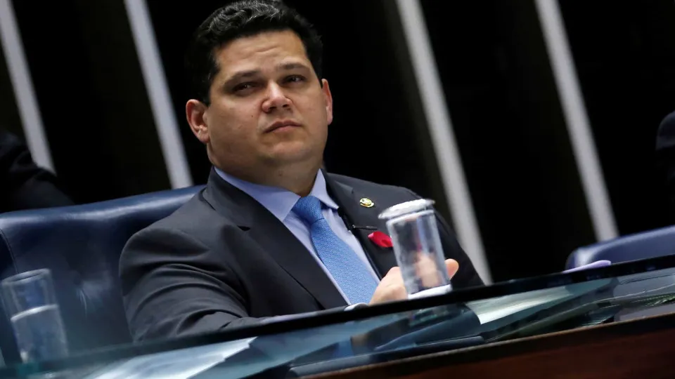 Senado aprova regulamentação de aposentadoria especial após indicação de Messias ao STF