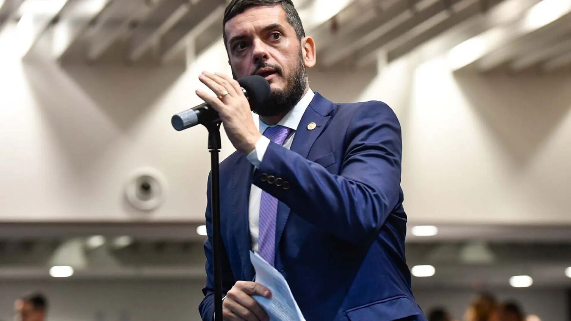 Rodrigo Bacellar solicita licença do mandato na Alerj até 2026