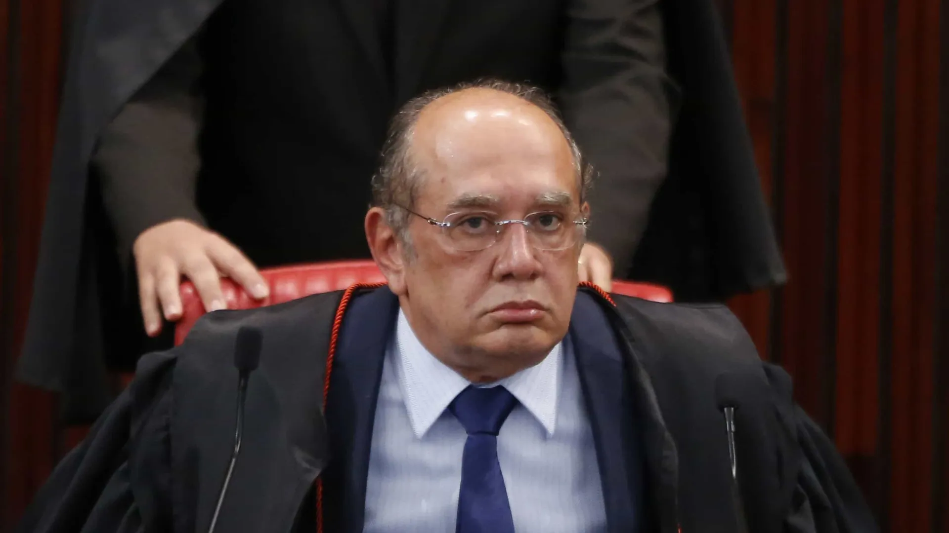 Gilmar Mendes Suspende Parcialmente Decisão sobre Impeachment de Ministros