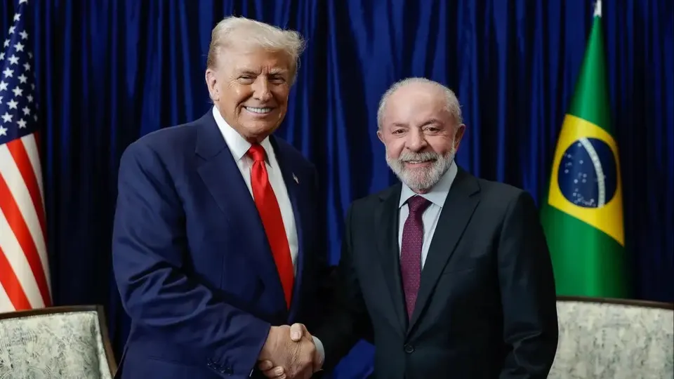 EUA suspendem tarifas sobre café, carne, banana e açaí do Brasil