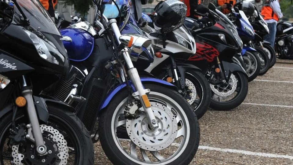 Produção de Motos Cresce 21,8% em Outubro, o Melhor Desempenho do Ano, Afirma Abraciclo