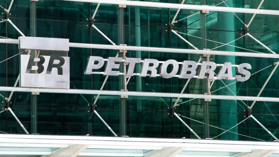 Petrobras registra lucro líquido de R$ 32,7 bilhões no terceiro trimestre