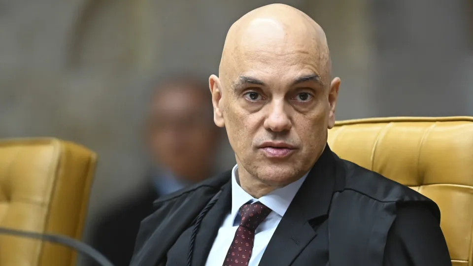Ministro Moraes Põe em Suspenso Julgamento sobre Reajuste de Planos de Saúde para Idosos