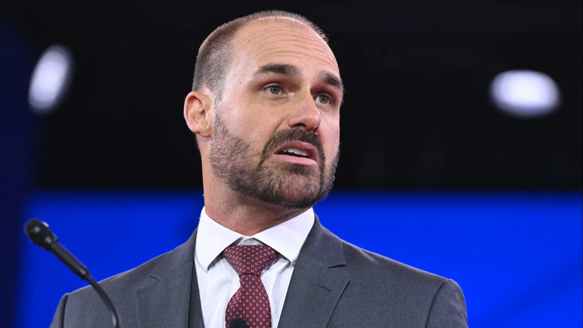 STF avança no julgamento de Eduardo Bolsonaro por coação nos EUA