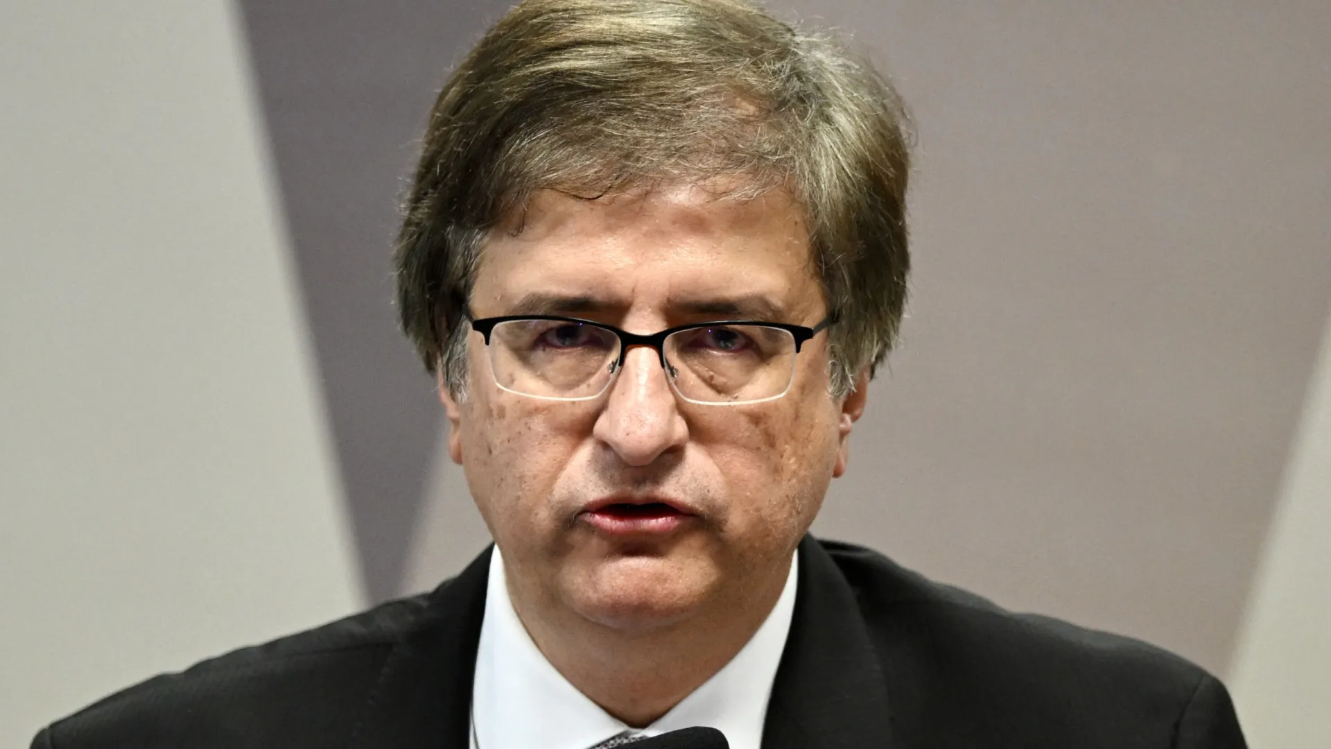 Críticas de senadores bolsonaristas miram Gonet em sabatina no Senado