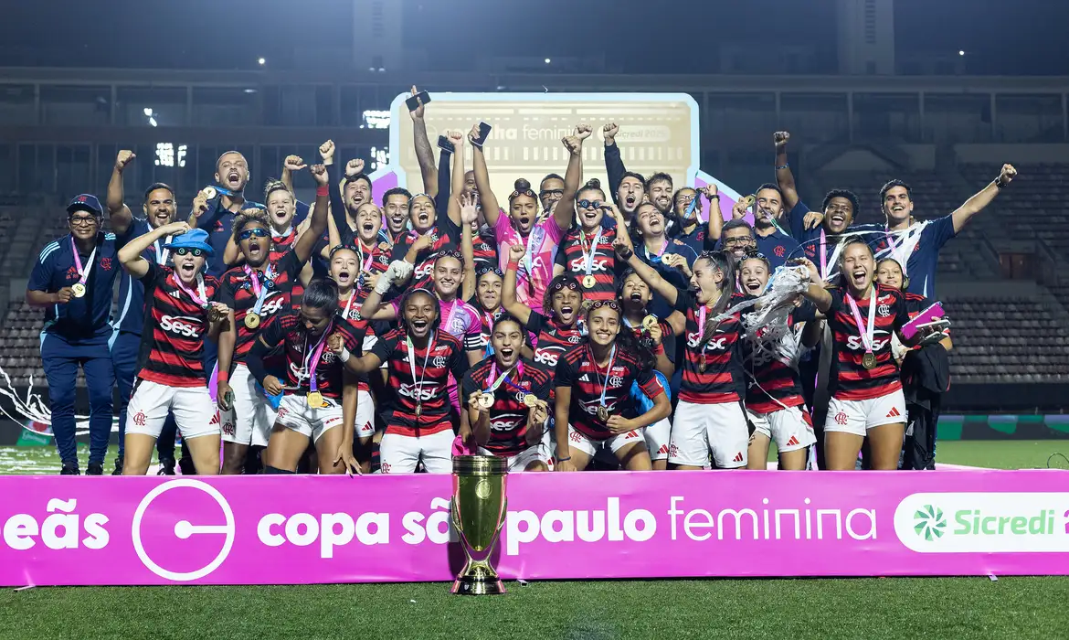 Flamengo conquista Bicampeonato na Copinha Feminina com goleada sobre o Grêmio