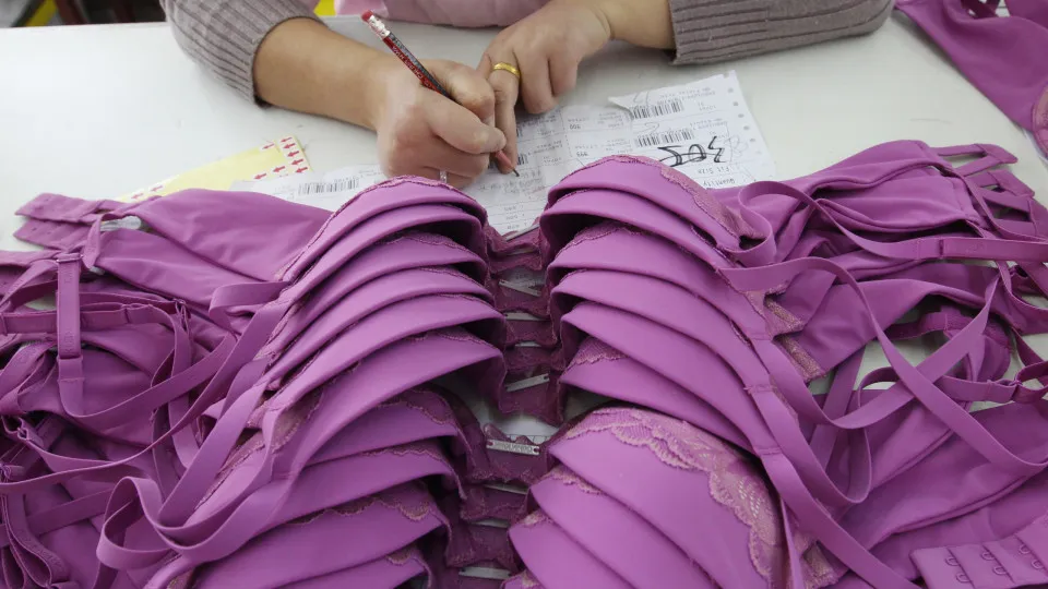 Juruaia (MG) se destaca na produção de lingerie com predominância feminina