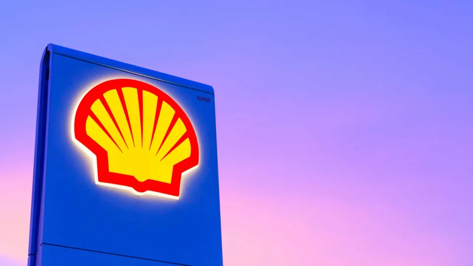 Shell projeta aumento na produção de petróleo e gás, mas aponta fragilidade no downstream