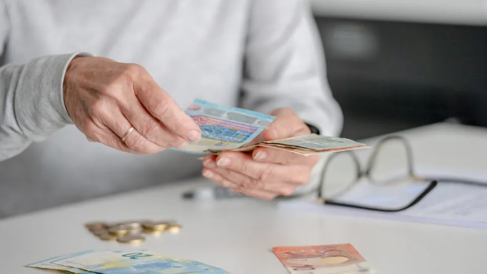 ONU prevê desaceleração da inflação global, mas alerta sobre custo de vida