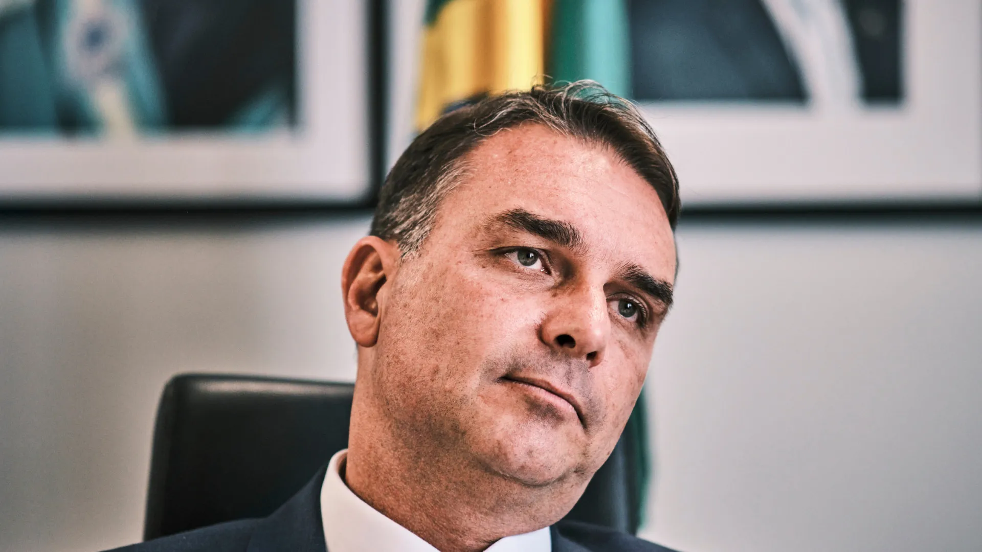Candidatura de Flávio Bolsonaro Complica Alianças entre Governadores da Direita para 2026