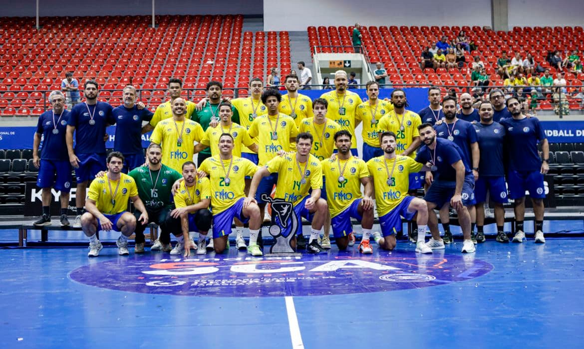 Brasil é vice no Sul-Centro Americano e garante vaga no Mundial de Handebol