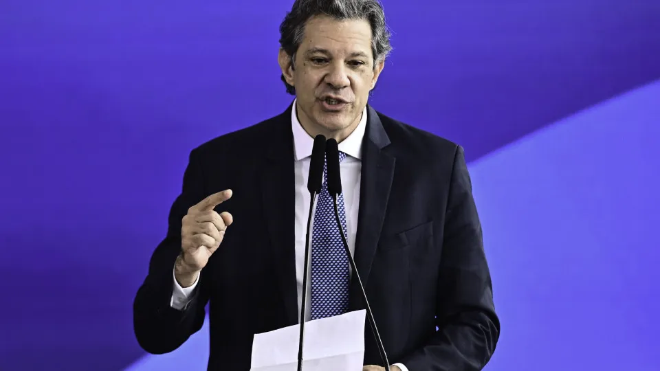 Ministro Haddad propõe que Banco Central passe a fiscalizar fundos de investimento
