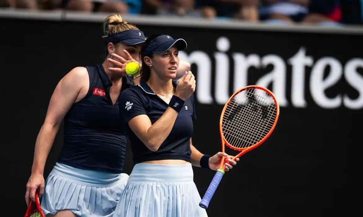 Luisa Stefani é eliminada nas semifinais e Brasil se despede do Aberto da Austrália