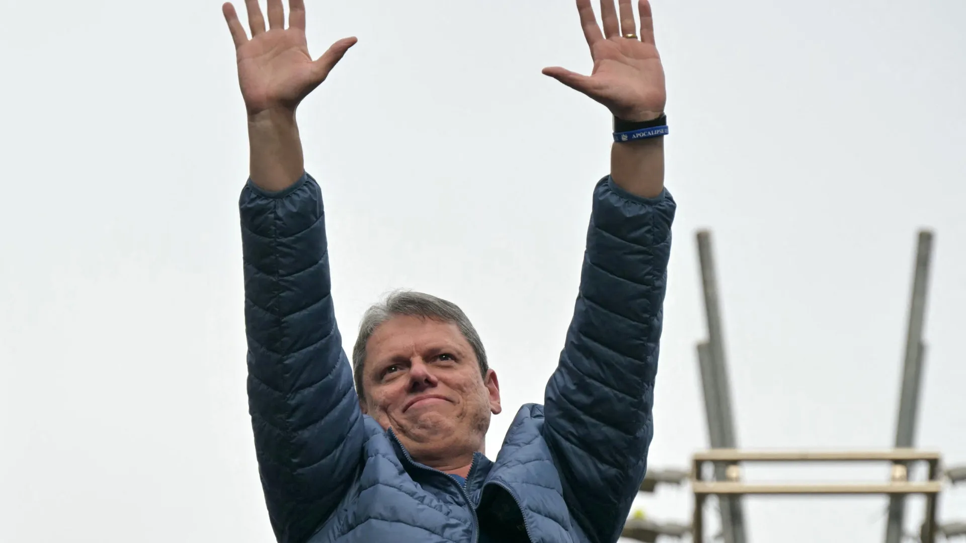 Tarcísio defende Kassab e destaca apoio a Bolsonaro como ato de lealdade