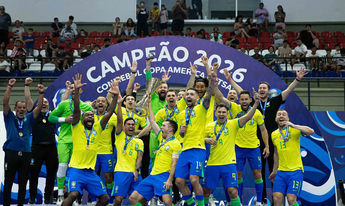 Brasil conquista 12º título na Copa América de Futsal ao vencer Argentina