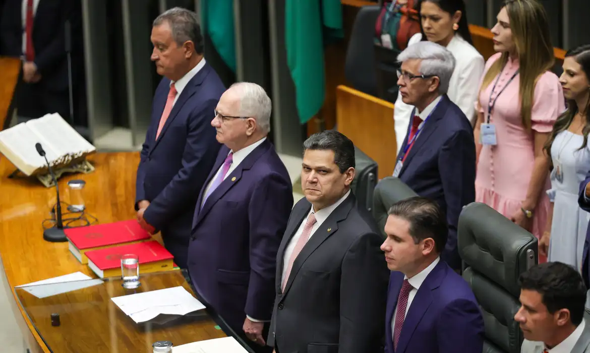 Davi Alcolumbre defende harmonia entre os poderes durante abertura do ano legislativo