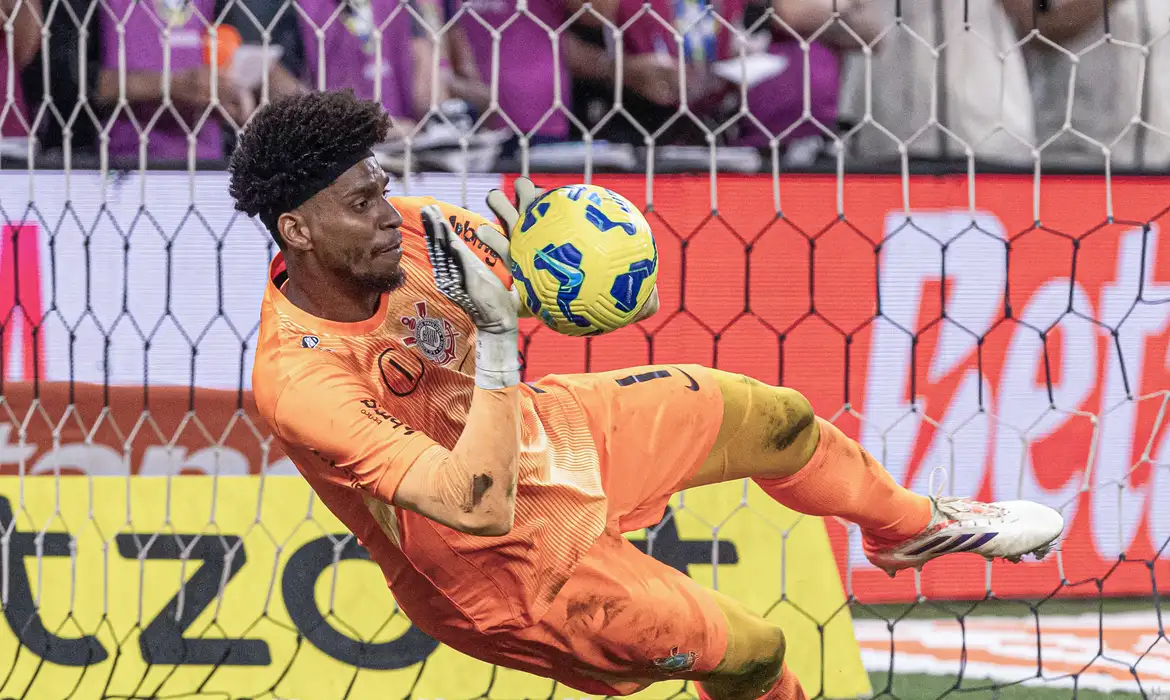 Corinthians e Vasco garantem vaga na final da Copa do Brasil